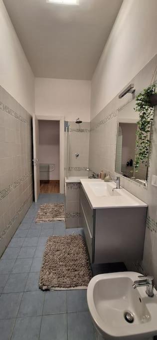 Faby & Fra Apartments Livorno Esterno foto